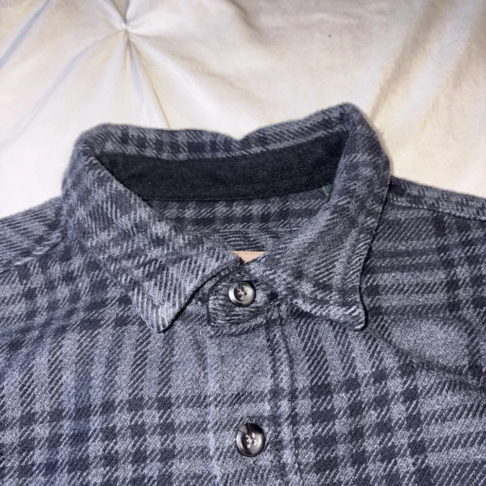 ORVIS Flannel Shirt Mens Medium Gray Plaid Long Sleeve Button Up Outdoor Casual